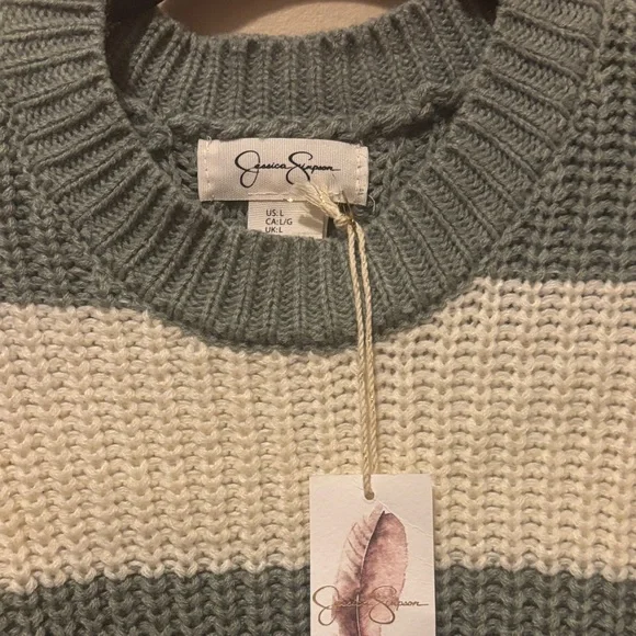NWT Jessica Simpson Sage Green and Cream Striped Longer Crop Sweater - Picture 2 of 3
